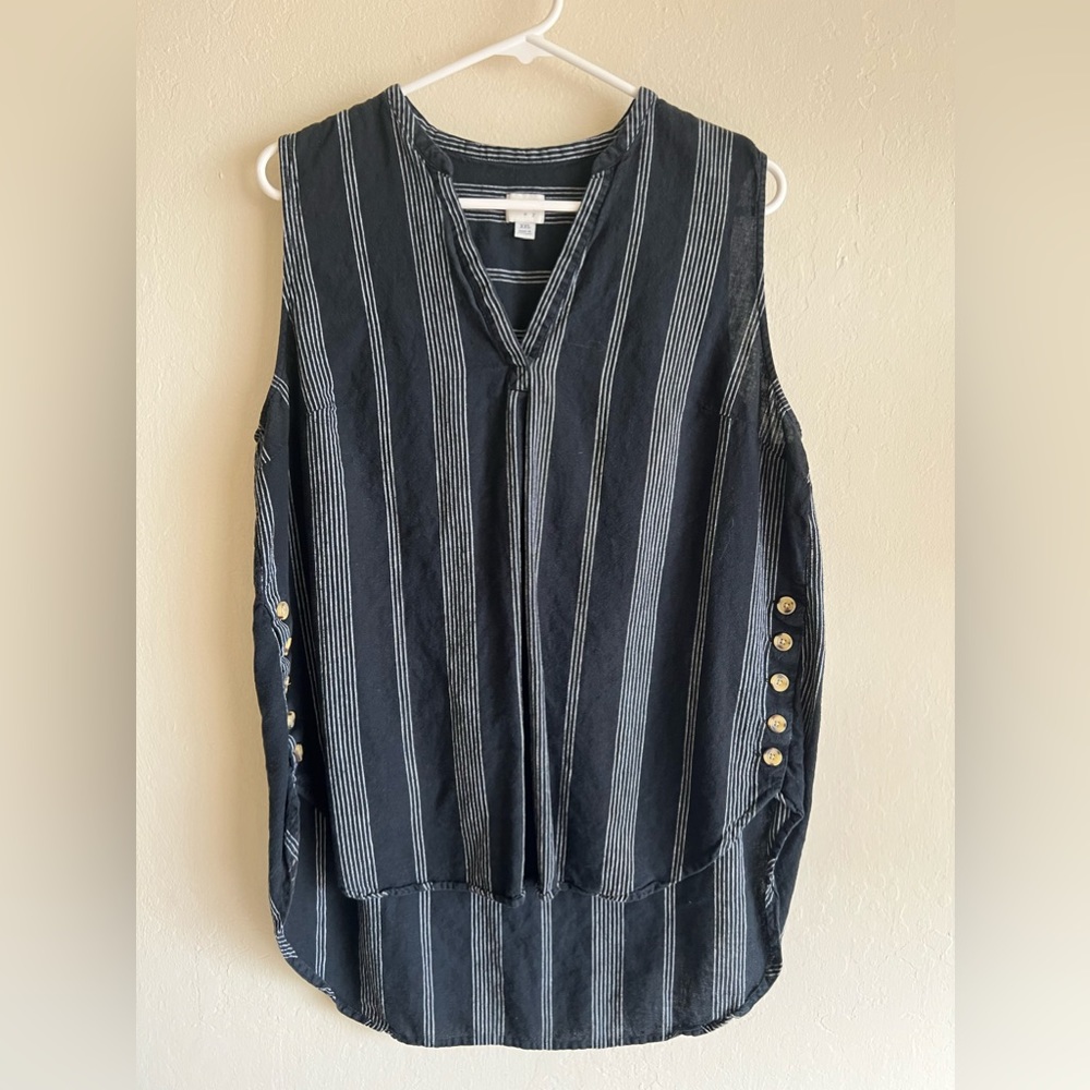 Black and white stripped top